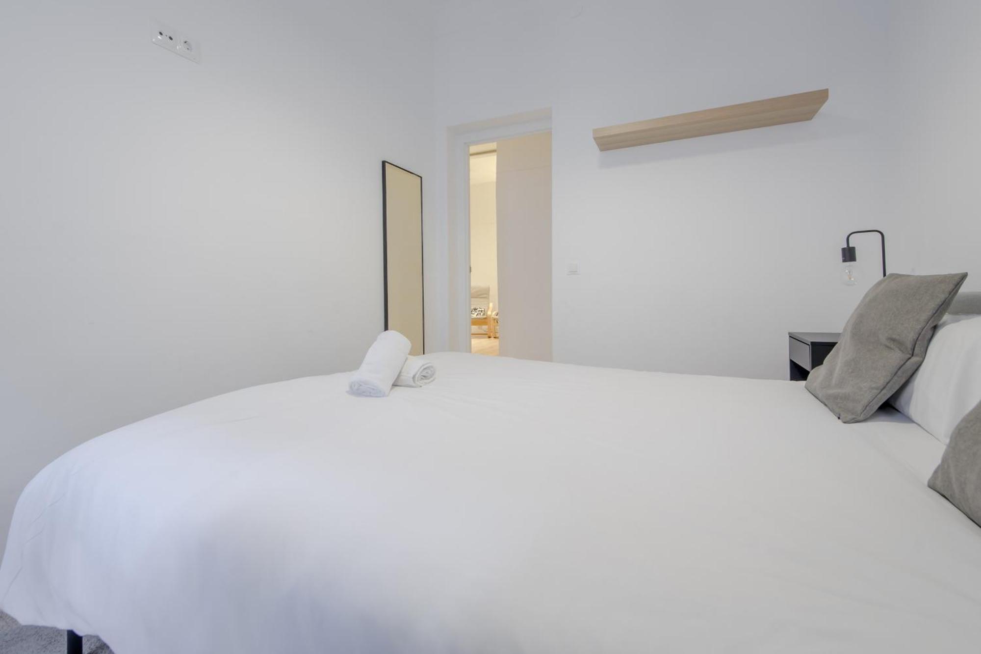 Premium Apt Para 9Pax En Calle Olmo - Centro De Madrid E1 Dış mekan fotoğraf