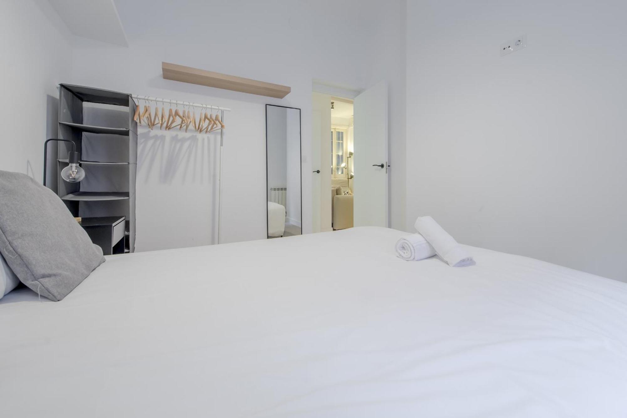 Premium Apt Para 9Pax En Calle Olmo - Centro De Madrid E1 Dış mekan fotoğraf