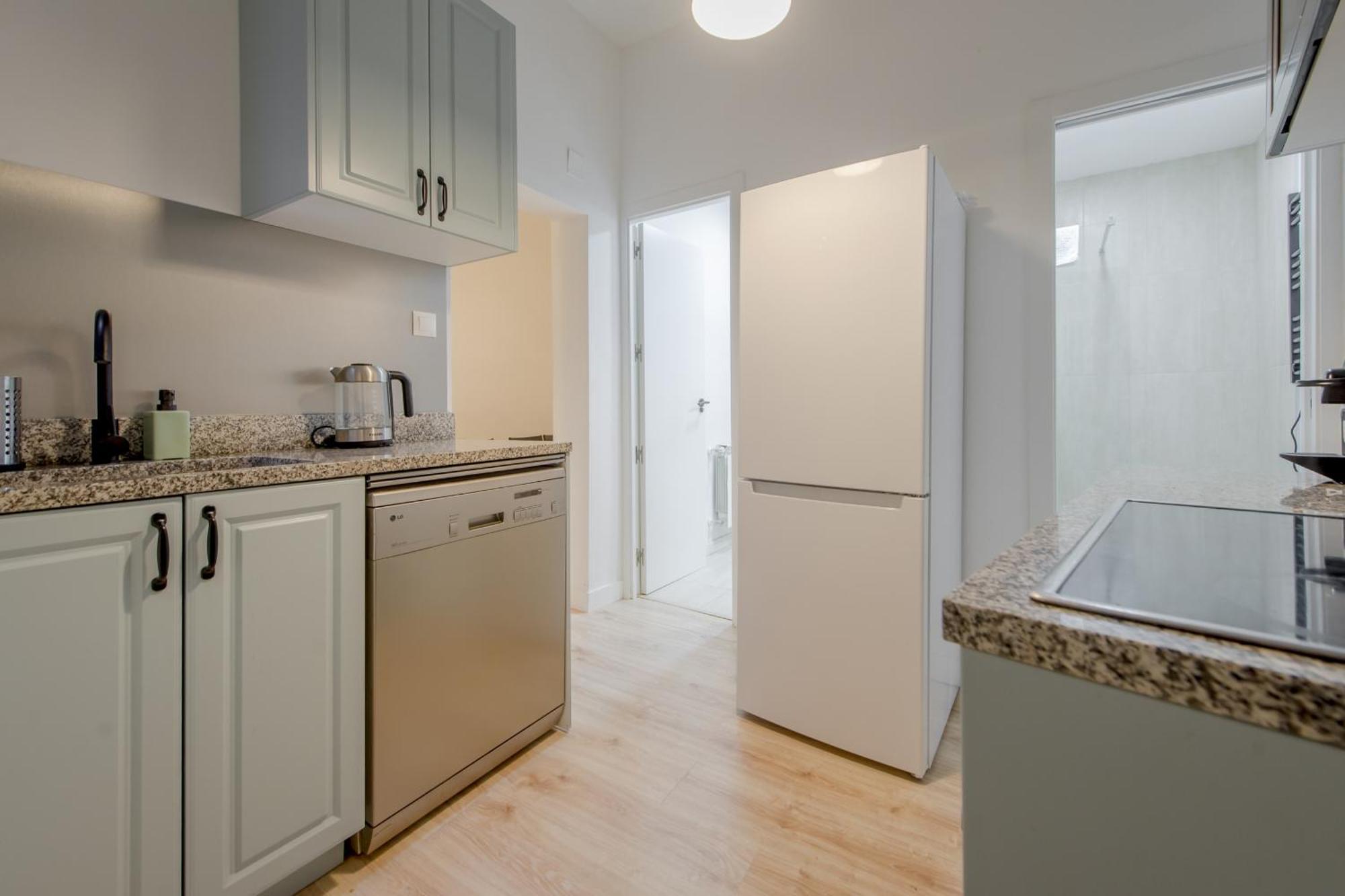 Premium Apt Para 9Pax En Calle Olmo - Centro De Madrid E1 Dış mekan fotoğraf